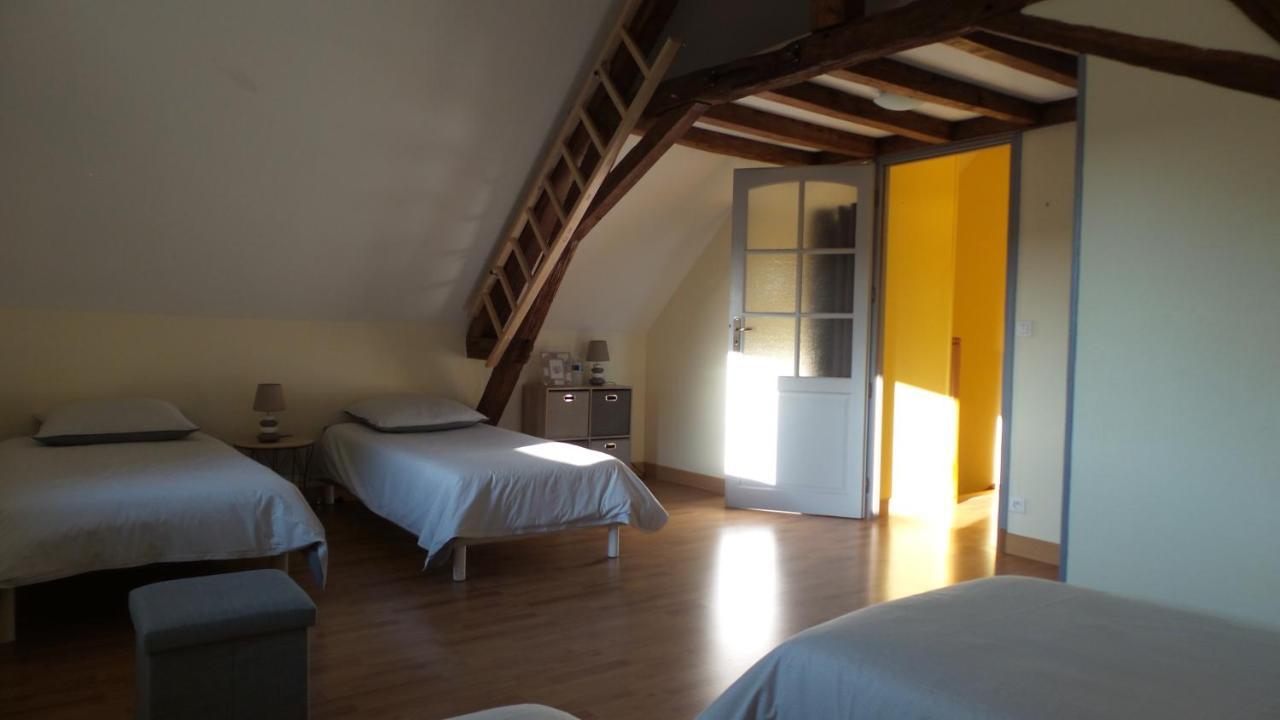 Bed and Breakfast La Petite Noue Vignoux-sous-les-Aix Экстерьер фото